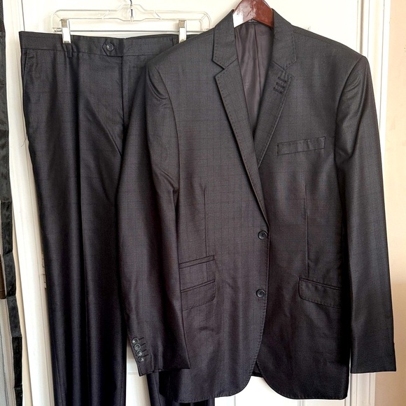 Kenzo Homme Charcoal Gray Men's Suit